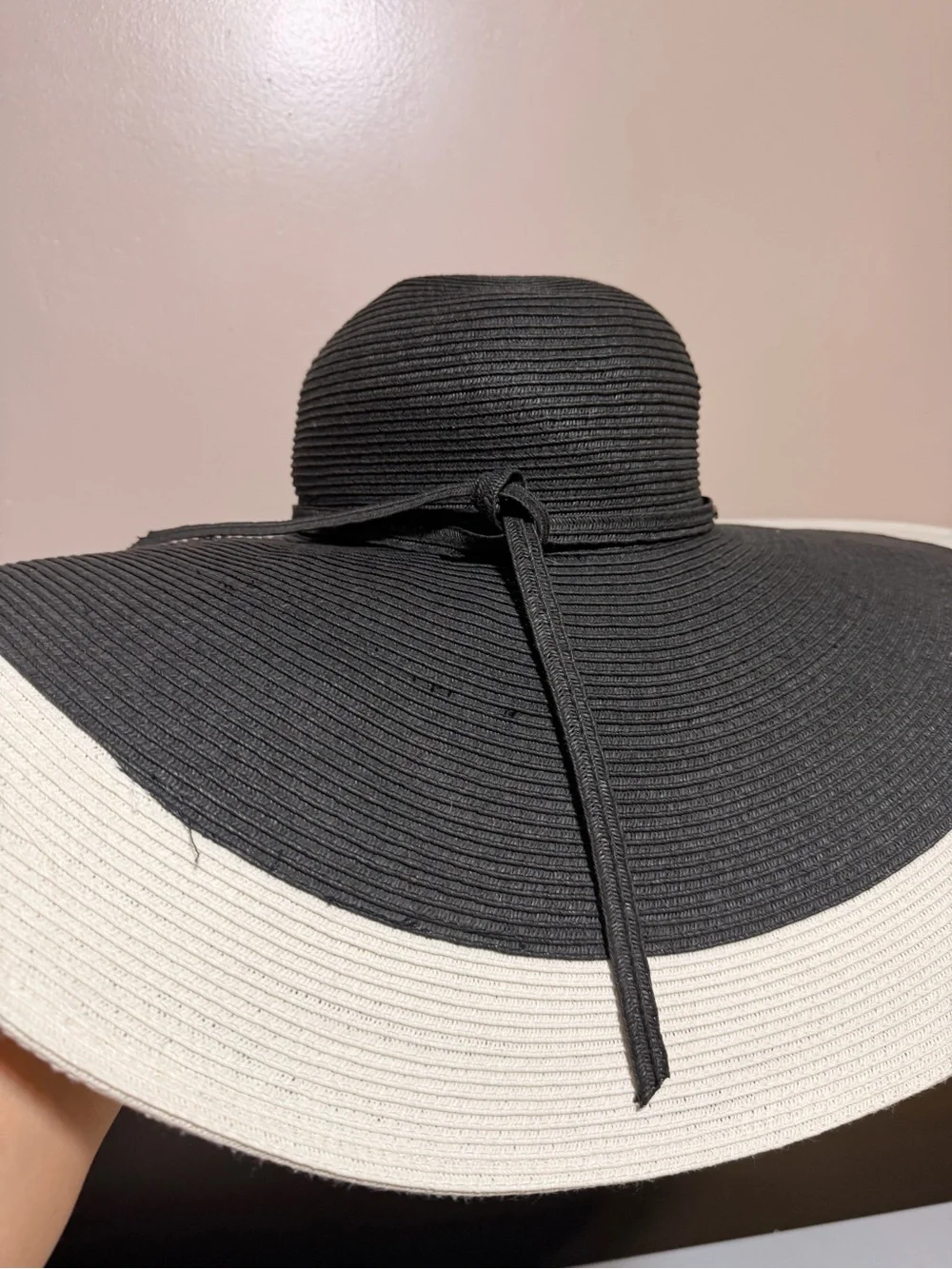 Scala Wide Brim Straw Sun Hat - Black and White